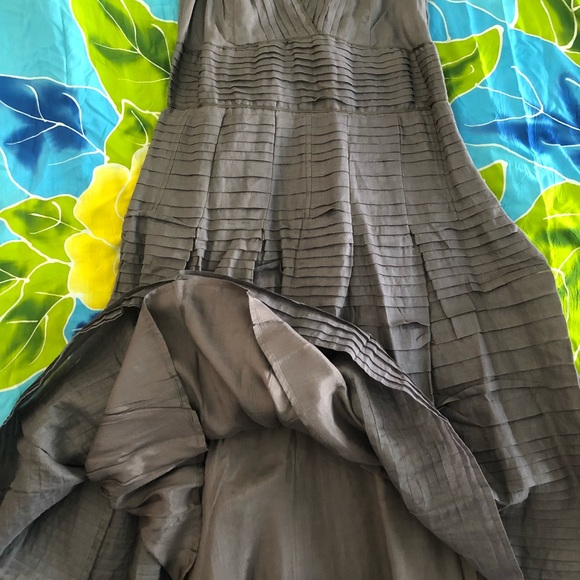 ***SOLD****🛍🛍🛍Solitaire Los Angeles Dress - Picture 3 of 13